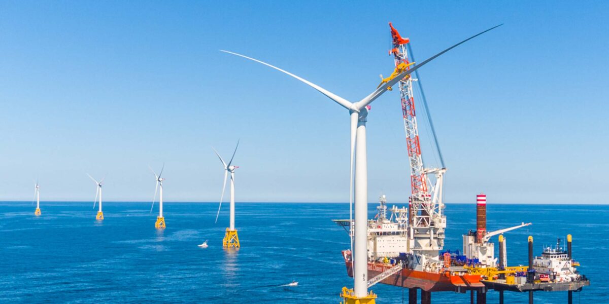 Construction on Deepwater Wind offshore wind turbine